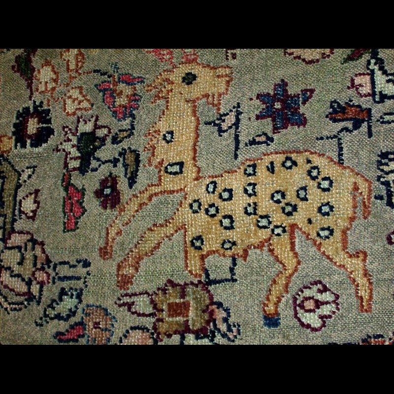 Tappeto tondo con decoro di animali