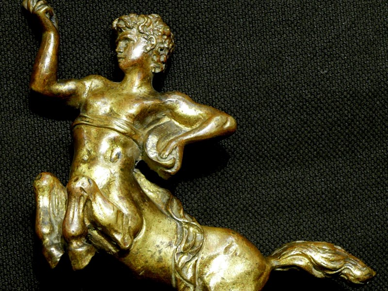 IMPORTANTE CENTAURO IN BRONZO DORATO, FINE DEL XVI° SECOLO