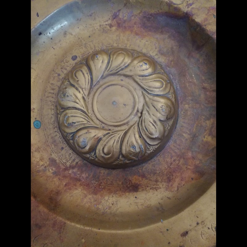 PIATTO ELEMOSINIERE IN OTTONE DORATO