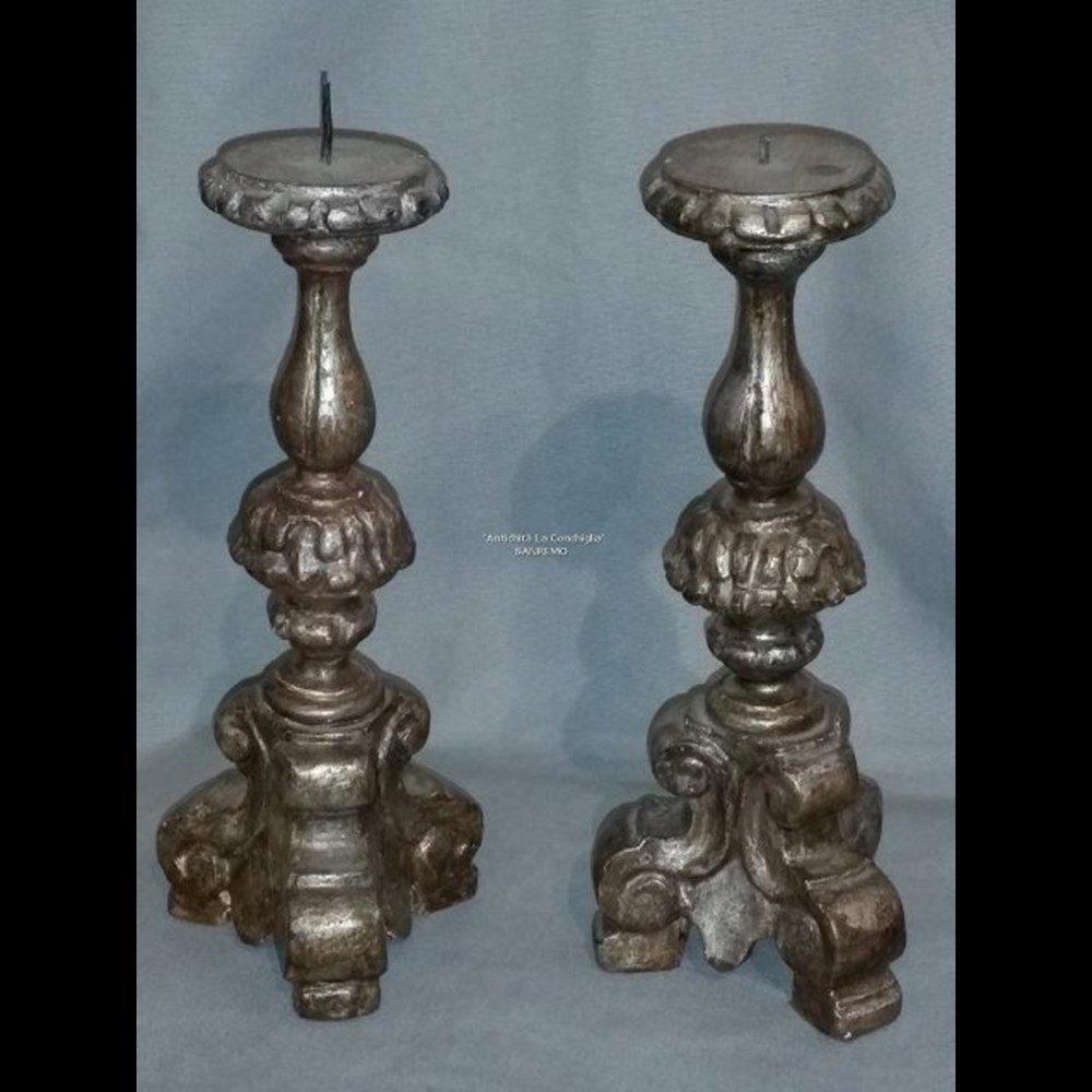 COPPIA DI CANDELIERINI IN LEGNO  MECCATO XVIII° SECOLO