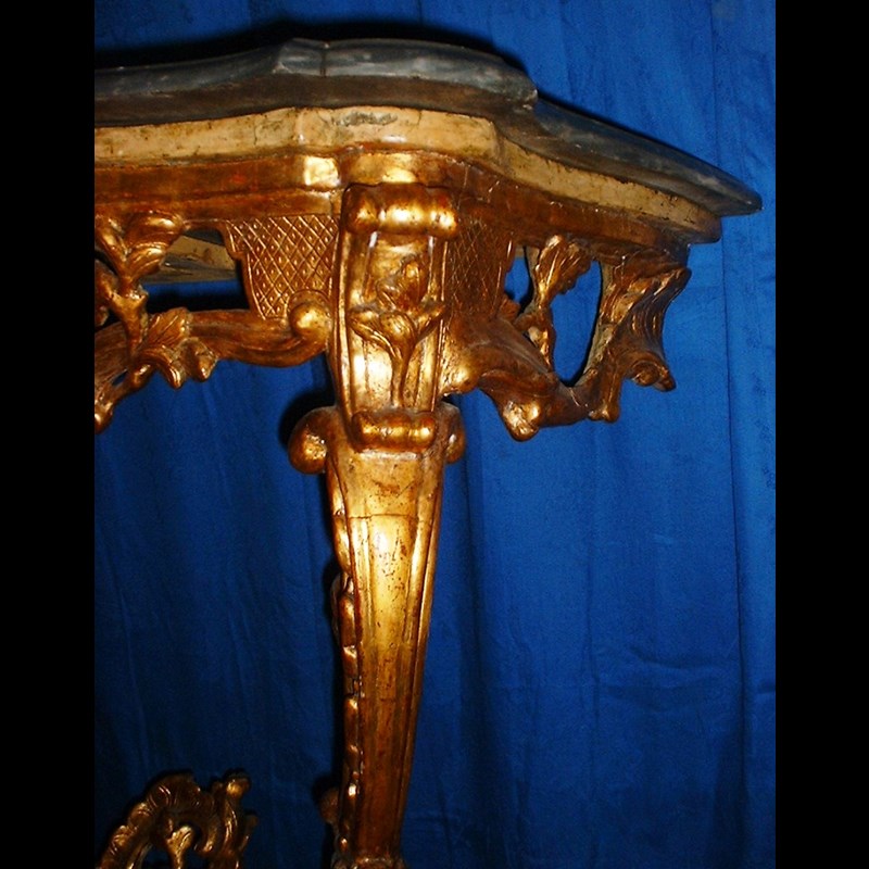 Consolle L. XV in legno dorato